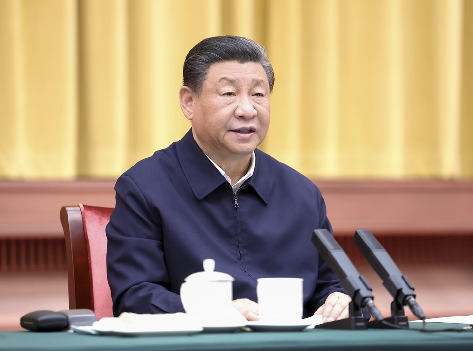 2024年3月20日下午，中共中央總書(shū)記、國家主席、中央軍委主席習近平在湖南省長(cháng)沙市主持召開(kāi)新時(shí)代推動(dòng)中部地區崛起座談會(huì )并發(fā)表重要講話(huà)。新華社記者 鞠鵬 攝 
