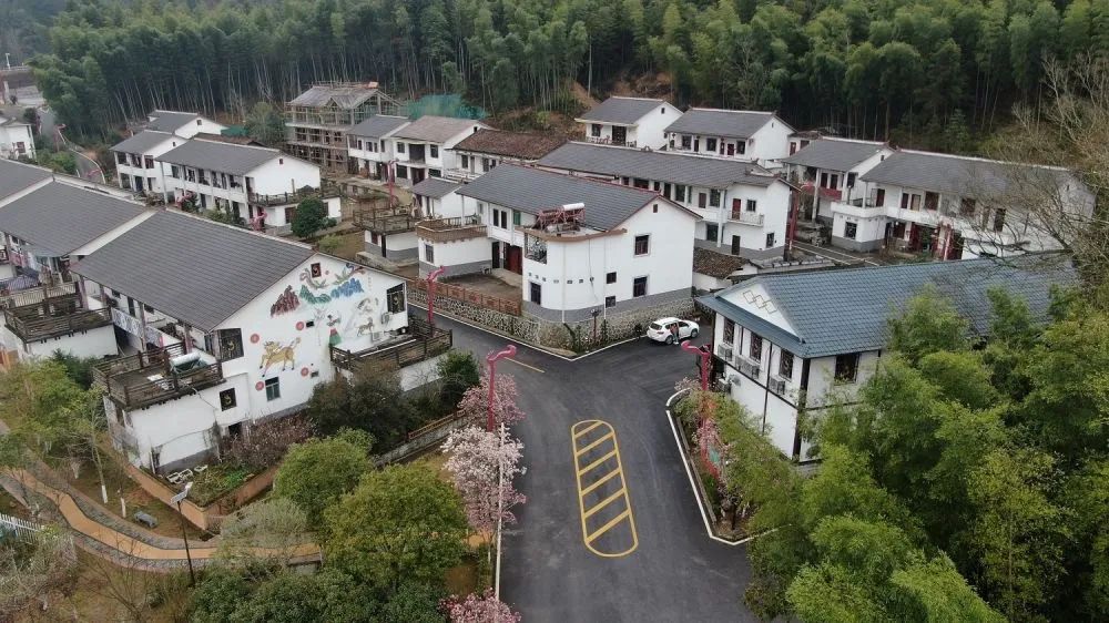 江西資溪縣烏石鎮新月畬族村景象。新華社記者 彭昭之 攝