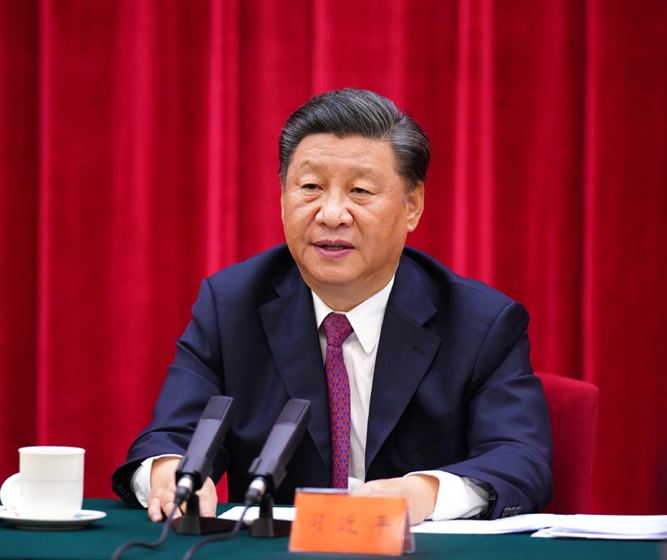 2020年9月3日下午，中共中央、國務(wù)院、中央軍委在北京人民大會(huì )堂舉行座談會(huì )，紀念中國人民抗日戰爭暨世界反法西斯戰爭勝利75周年。中共中央總書(shū)記、國家主席、中央軍委主席習近平出席座談會(huì )并發(fā)表重要講話(huà)。新華社記者 謝環(huán)馳 攝